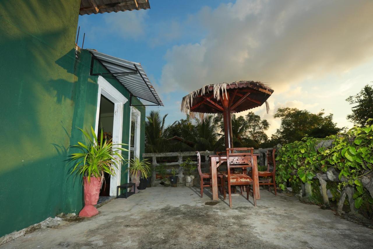 Galle Paradise Inn Buitenkant foto
